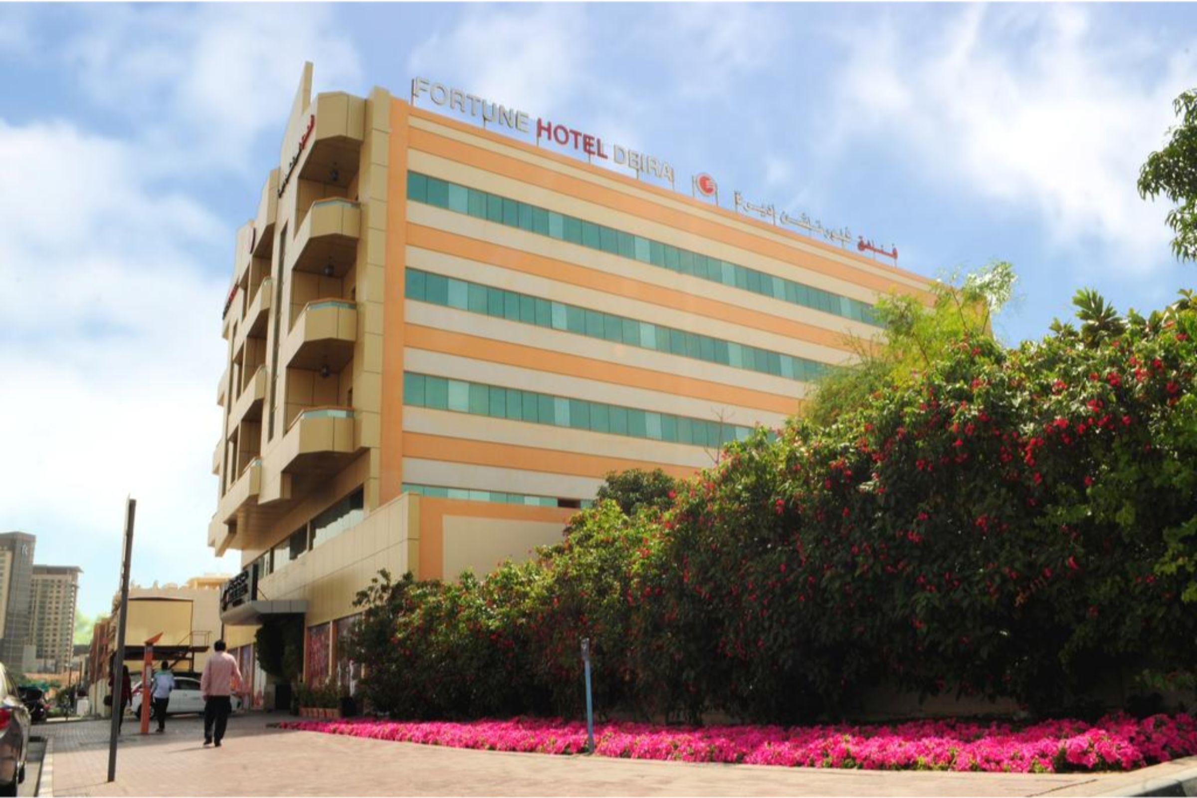 Fortune Hotel Deira Dubai Esterno foto