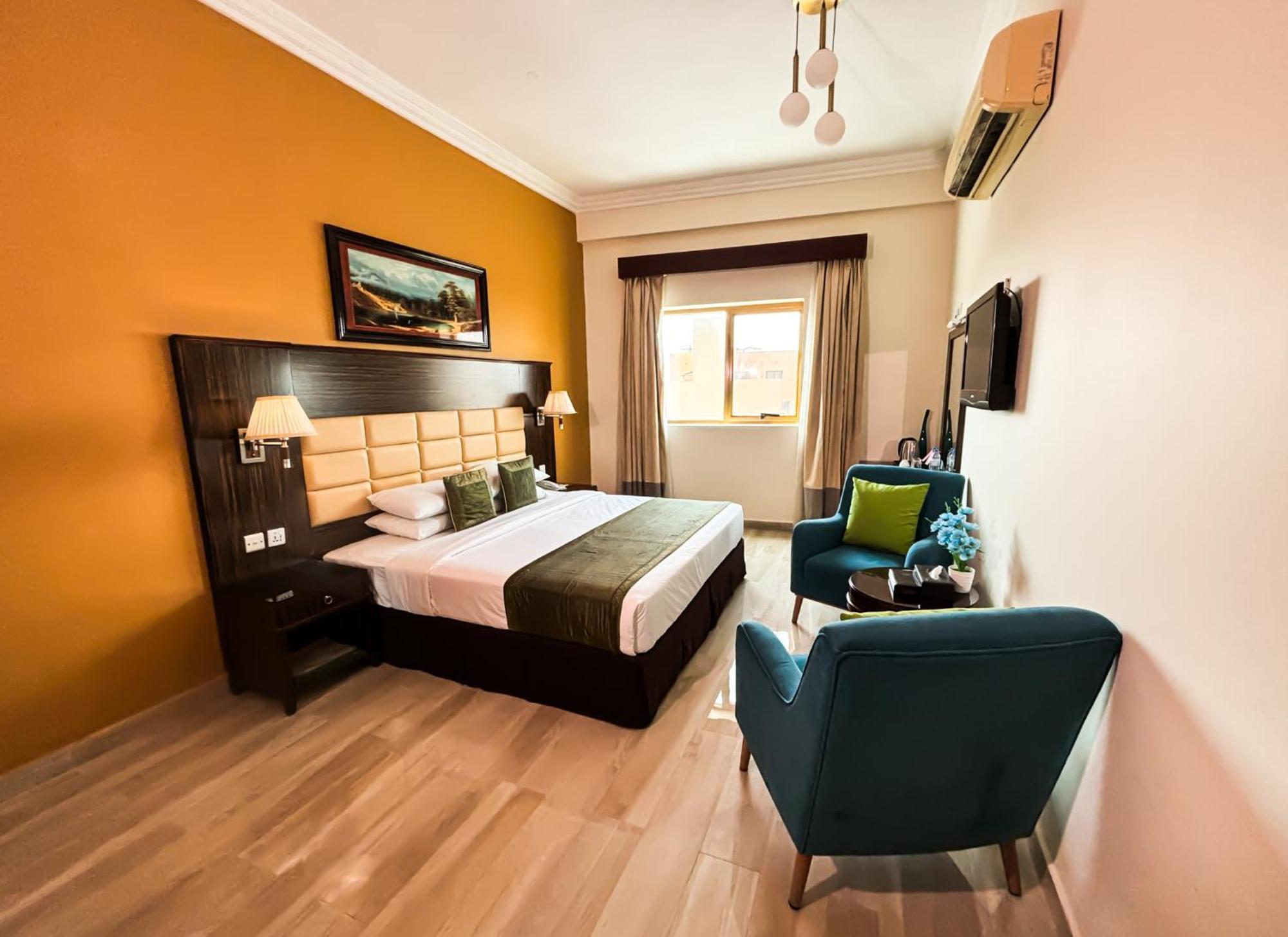 Fortune Hotel Deira Dubai Esterno foto