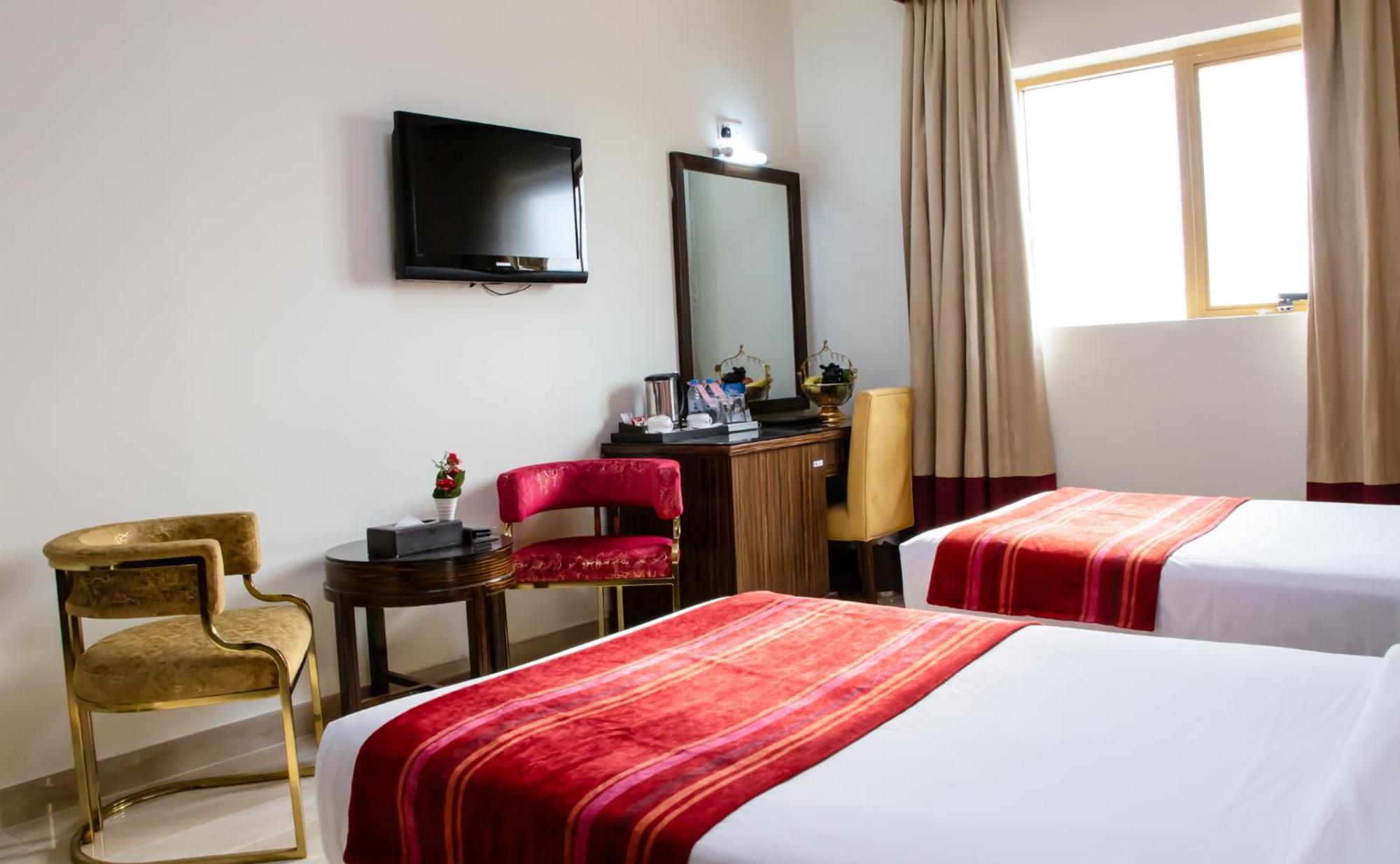 Fortune Hotel Deira Dubai Esterno foto