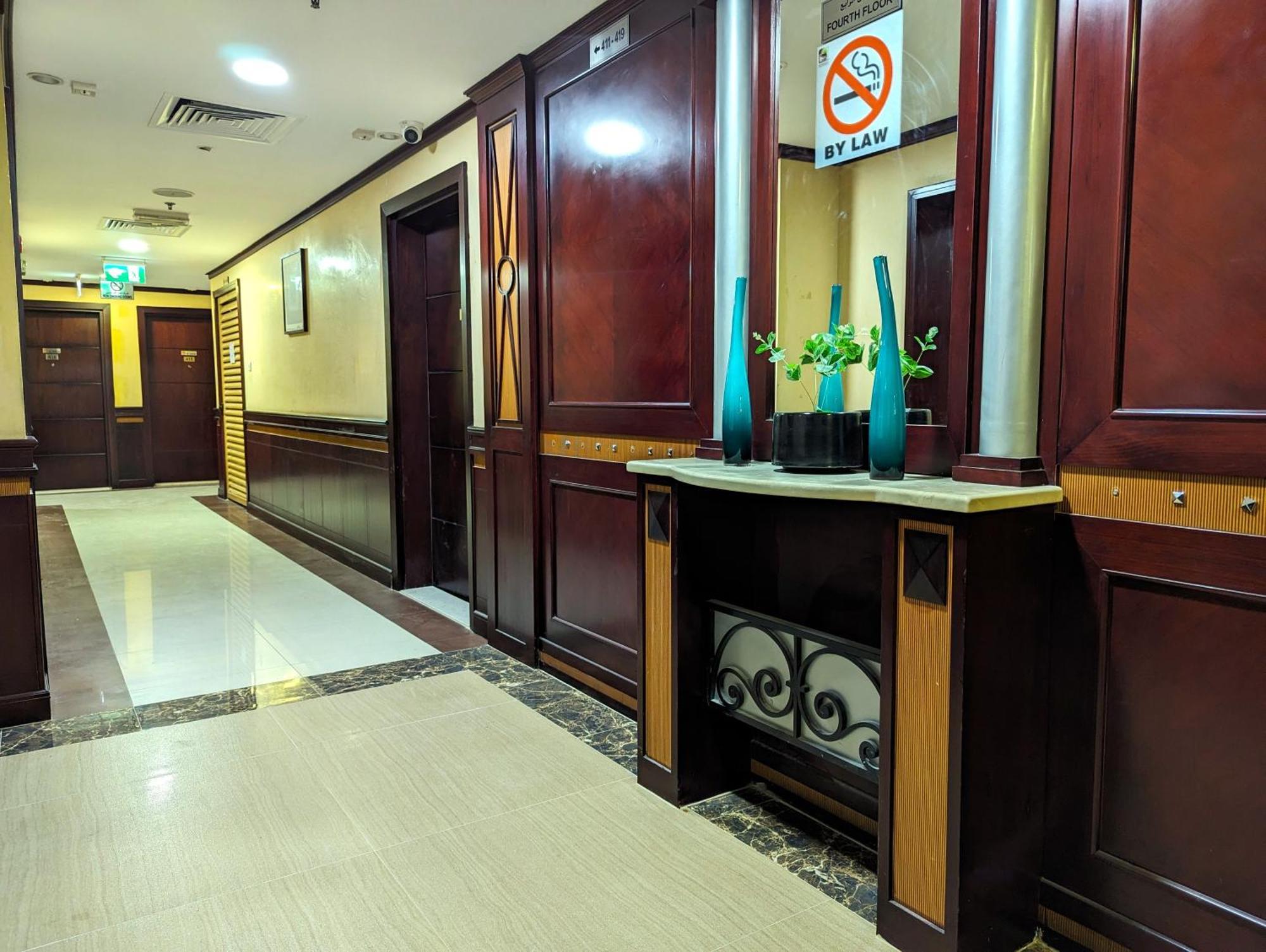 Fortune Hotel Deira Dubai Esterno foto
